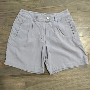 Tommy Bahama light Purple Silk High Waist Shorts. Size 4